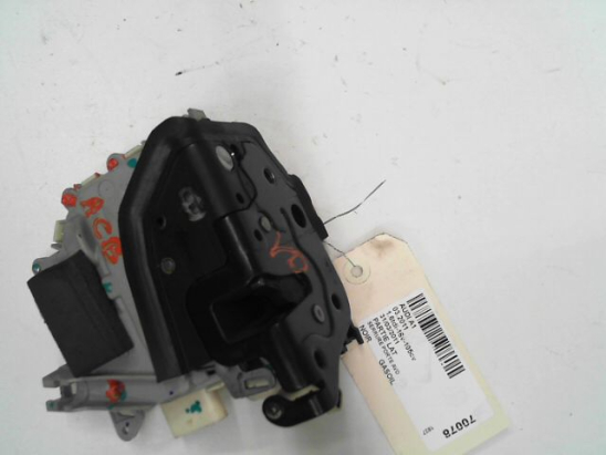 Serrure porte avd occasion AUDI A1 Phase 1 - 1.6 TDI 105ch