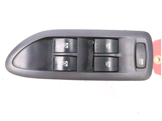 Commande lève-glace porte avant gauche occasion RENAULT LAGUNA II Phase 2 - 2.0 16v