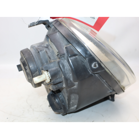 Phare droit occasion VOLKSWAGEN POLO IV Phase 1 - 1.9 SDI