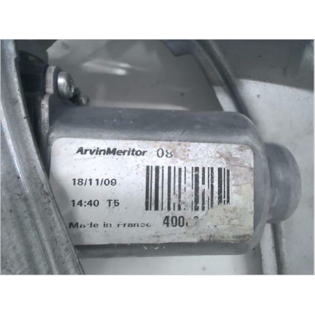 Mecanisme + moteur lève-glace avant droit occasion RENAULT CLIO III phase 2 ESTATE - 1.5 DCI 70ch