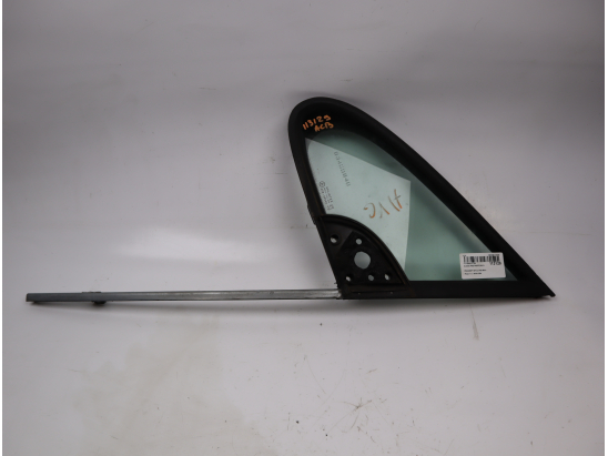 Vitre fixe porte avant gauche occasion PEUGEOT 307 Phase 1 - 2.0 HDI 90ch