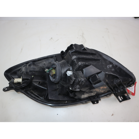 Phare droit occasion TOYOTA YARIS II Phase 1 - 1.4 D-4D