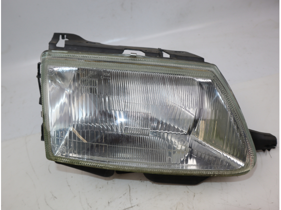 Phare droit occasion CITROEN SAXO Phase 1 - 1.1i