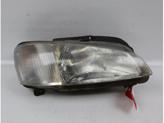 Phare droit occasion PEUGEOT 106 Phase 2 - 1.1i