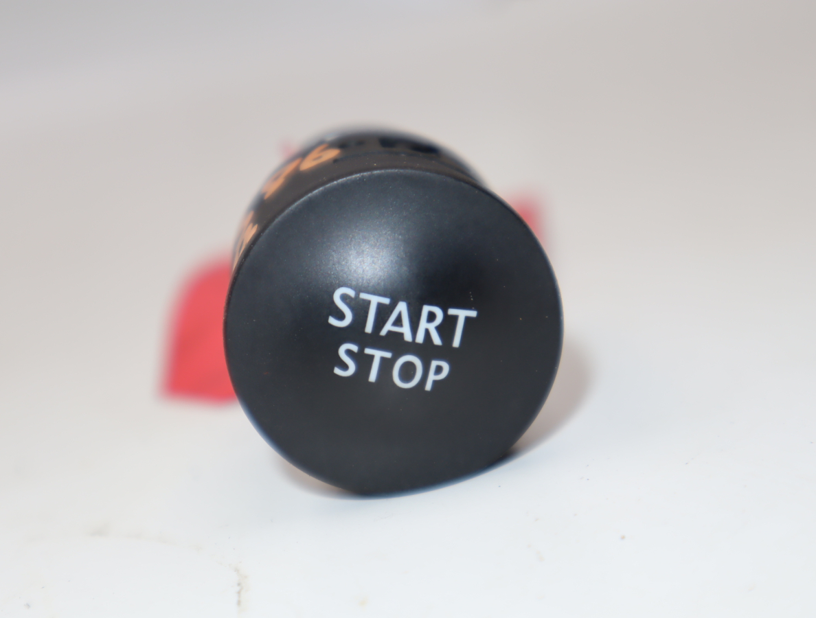 Bouton de démarrage start/stop occasion RENAULT CLIO IV Phase 2 - 0.9i TCE