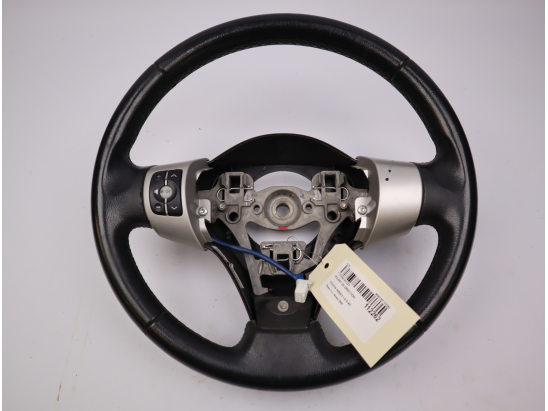 Volant de direction occasion TOYOTA YARIS II Phase 1 - 1.4 D-4D