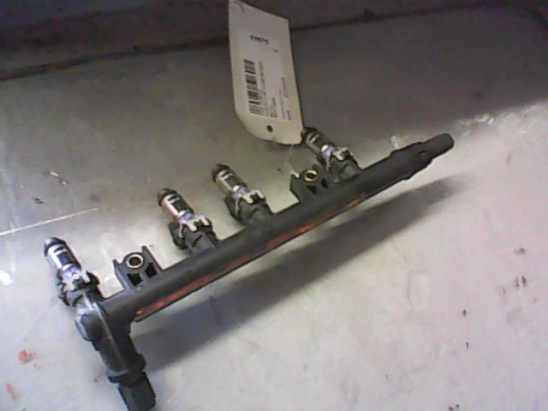 Rampe injection occasion FIAT PUNTO II Phase 1 - 60