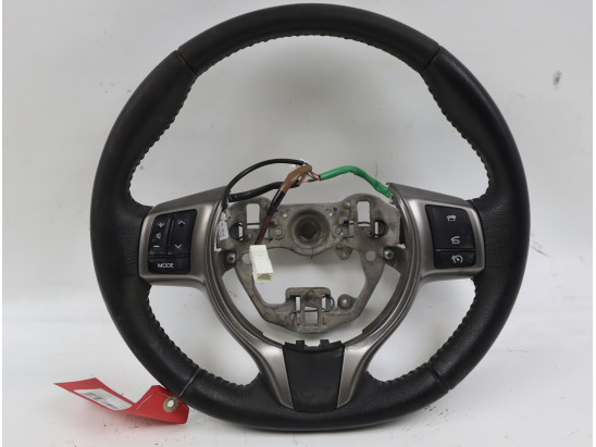 Volant de direction occasion TOYOTA YARIS III Phase 2 - 1.3 VVT-I 100ch