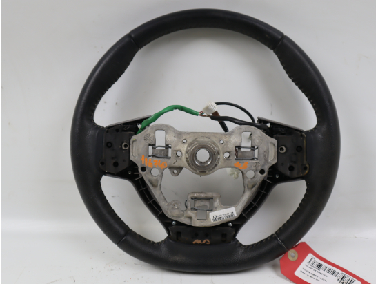 Volant de direction occasion TOYOTA YARIS III Phase 2 - 1.3 VVT-I 100ch