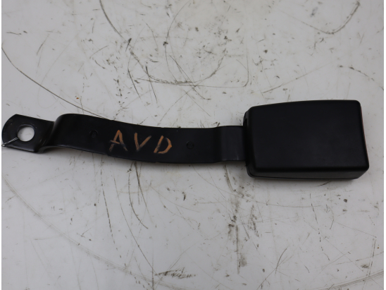 Ancrage ceinture avant droit occasion VOLKSWAGEN POLO IV Phase 1 - 1.9 SDI