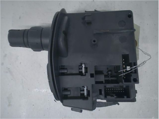 Commande essuie glace occasion RENAULT MODUS Phase 2 - 1.2i 16v 75ch