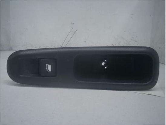 Commande leve-glace porte arrière droite occasion CITROEN C3 III Phase 1 - 1.2i 110ch