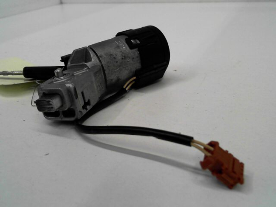 Antivol de direction occasion CITROEN C5 I Phase 2 - 1.8i 16v 117ch