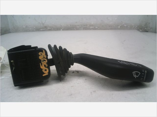 Commande essuie glace occasion OPEL CORSA II Phase 1 - 1.2i 45ch