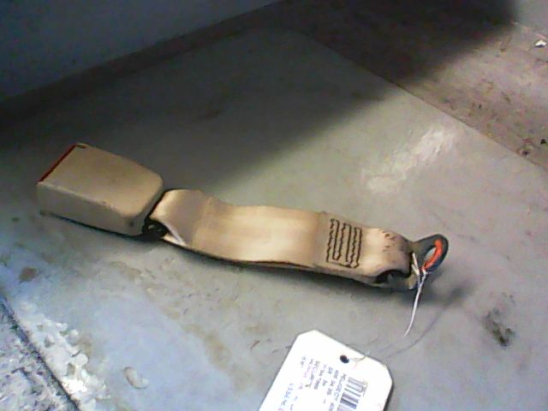 Ancrage ceinture arrière gauche occasion PEUGEOT 406 Phase 1 - 1.8i 112ch