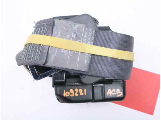 Ceinture centrale arriere occasion VOLVO V40 I Phase 1 - 1.8i