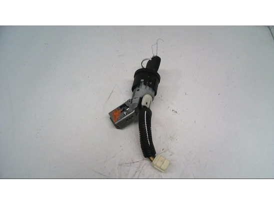 Antivol de direction occasion PEUGEOT 107 Phase 2 - 1.0i 12v