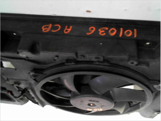 Buse ventilateur occasion PEUGEOT 308 I Phase 1 - 1.6 HDI 16v 90ch