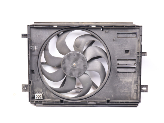 Buse ventilateur occasion PEUGEOT 308 II Phase 1 BREAK - 2.0 BlueHDI 150ch