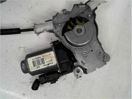 Mecanisme+moteur leve-glace avg occasion NISSAN NOTE I Phase 1 - 1.5 DCI 86ch