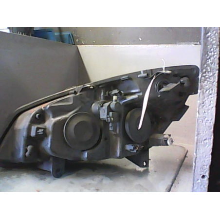Phare droit occasion RENAULT SCENIC II Phase 1 - 1.9 DCI 120ch