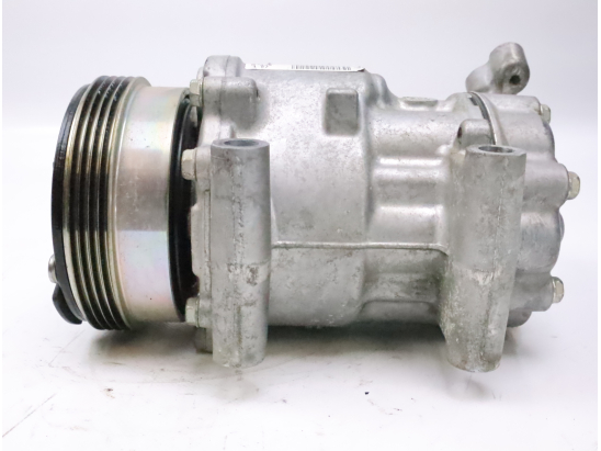 COMPRESSEUR AIR CONDITIONNE