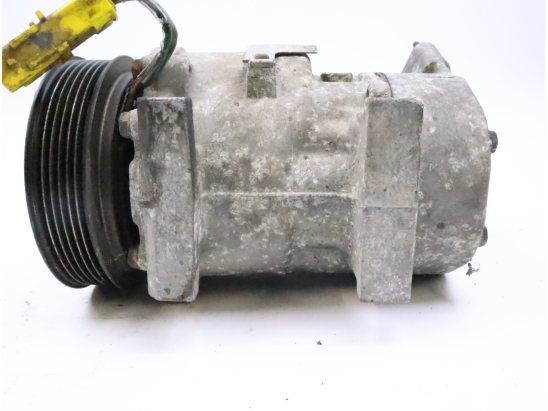 COMPRESSEUR AIR CONDITIONNE