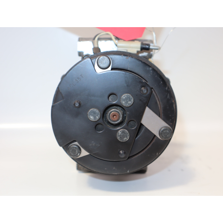 COMPRESSEUR AIR CONDITIONNE