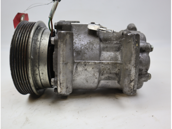 COMPRESSEUR AIR CONDITIONNE