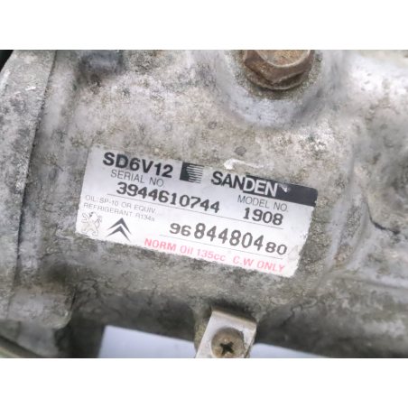 COMPRESSEUR AIR CONDITIONNE