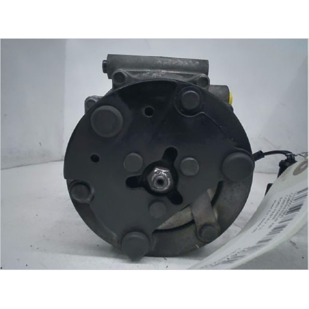 Compresseur air conditionne occasion FORD FIESTA V Phase 2 - 1.3i