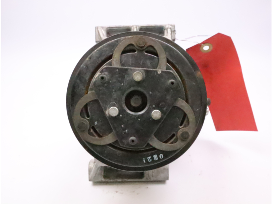 COMPRESSEUR AIR CONDITIONNE