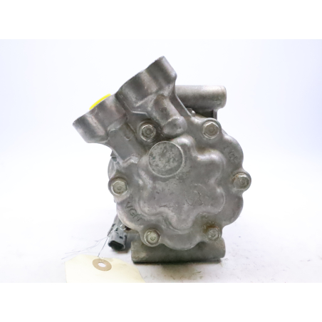 Compresseur air conditionne occasion RENAULT TWINGO II Phase 1 - 1.2i 16v 75ch