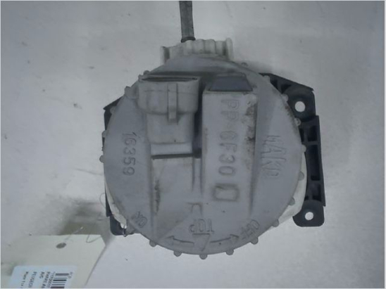 PHARE ANTIBROUILLARD AVG