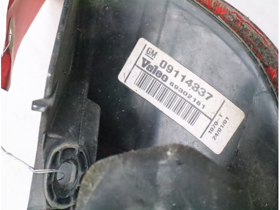 Feu arrière droit occasion OPEL CORSA III Phase 1 - 1.2i 16v