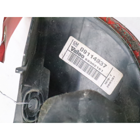 Feu arrière droit occasion OPEL CORSA III Phase 1 - 1.2i 16v