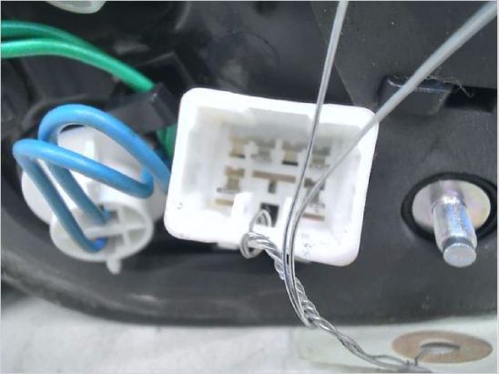 Feu arrière interieur gauche occasion KIA RIO III Phase 1 - 1.2i 85ch