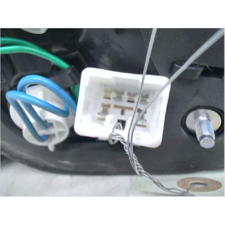 Feu arrière interieur gauche occasion KIA RIO III Phase 1 - 1.2i 85ch