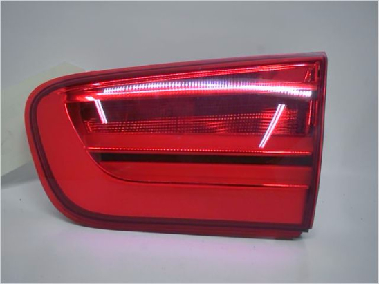 Feu arrière intérieur droit occasion B.M.W. SERIE 1 II phase 2 - 118D 2.0 150ch