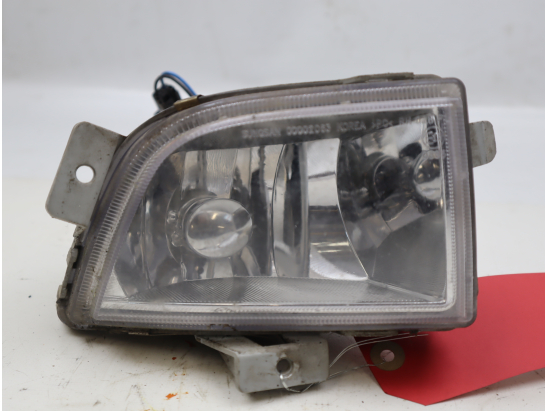 PHARE ANTIBROUILLARD AVD