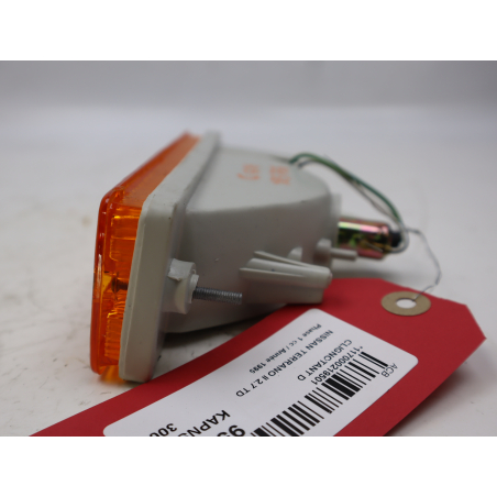 Clignotant droit occasion NISSAN TERRANO II Phase 1 - 2.7 TD 100ch