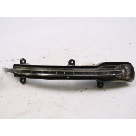 CLIGNOTANT RETROVISEUR AVD