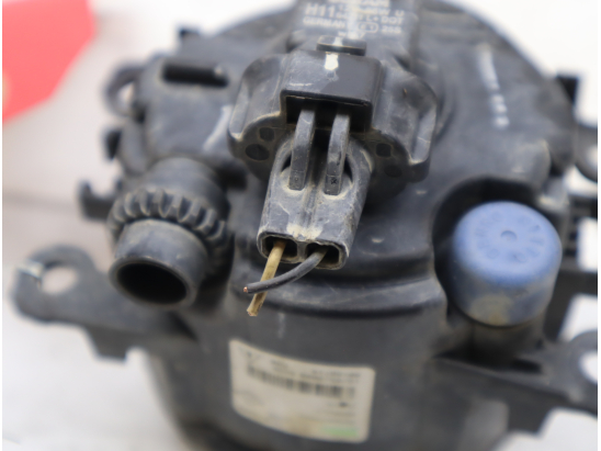 PHARE ANTIBROUILLARD AVG