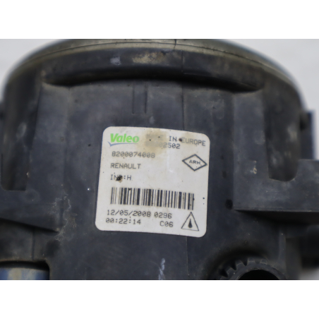 PHARE ANTIBROUILLARD AVG