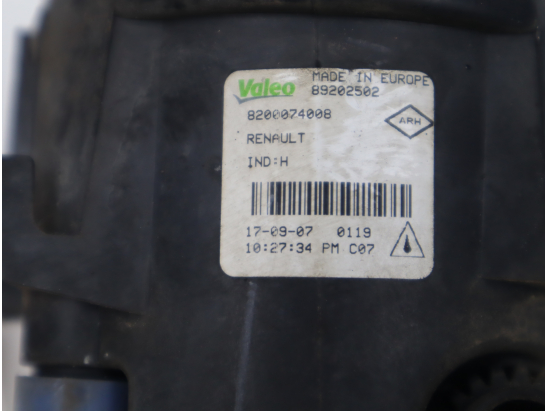 PHARE ANTIBROUILLARD AVD