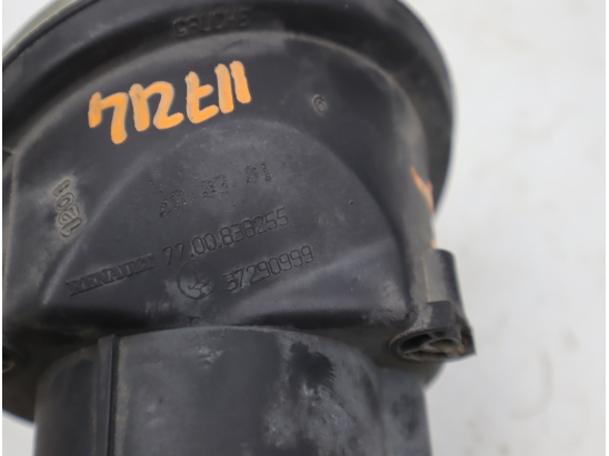 PHARE ANTIBROUILLARD AVG