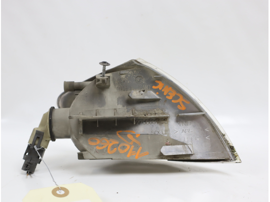 Clignotant gauche occasion RENAULT MEGANE SCENIC I Phase 1 - 1.9 DTI