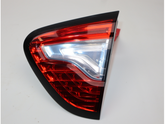 Feu arrière intérieur droit occasion RENAULT CAPTUR Phase 1 - 1.2i 118 16V