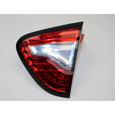 Feu arrière intérieur droit occasion RENAULT CAPTUR Phase 1 - 1.2i 118 16V