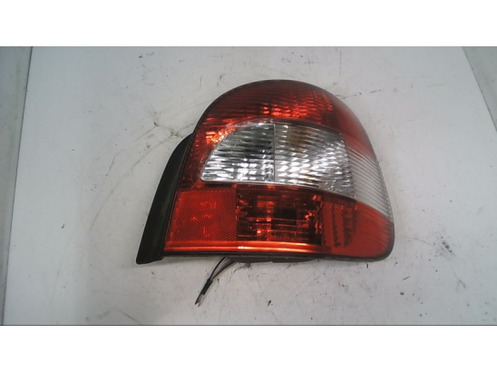 Feu arrière droit occasion RENAULT MEGANE SCENIC I Phase 2 - 1.9 DTI 98ch